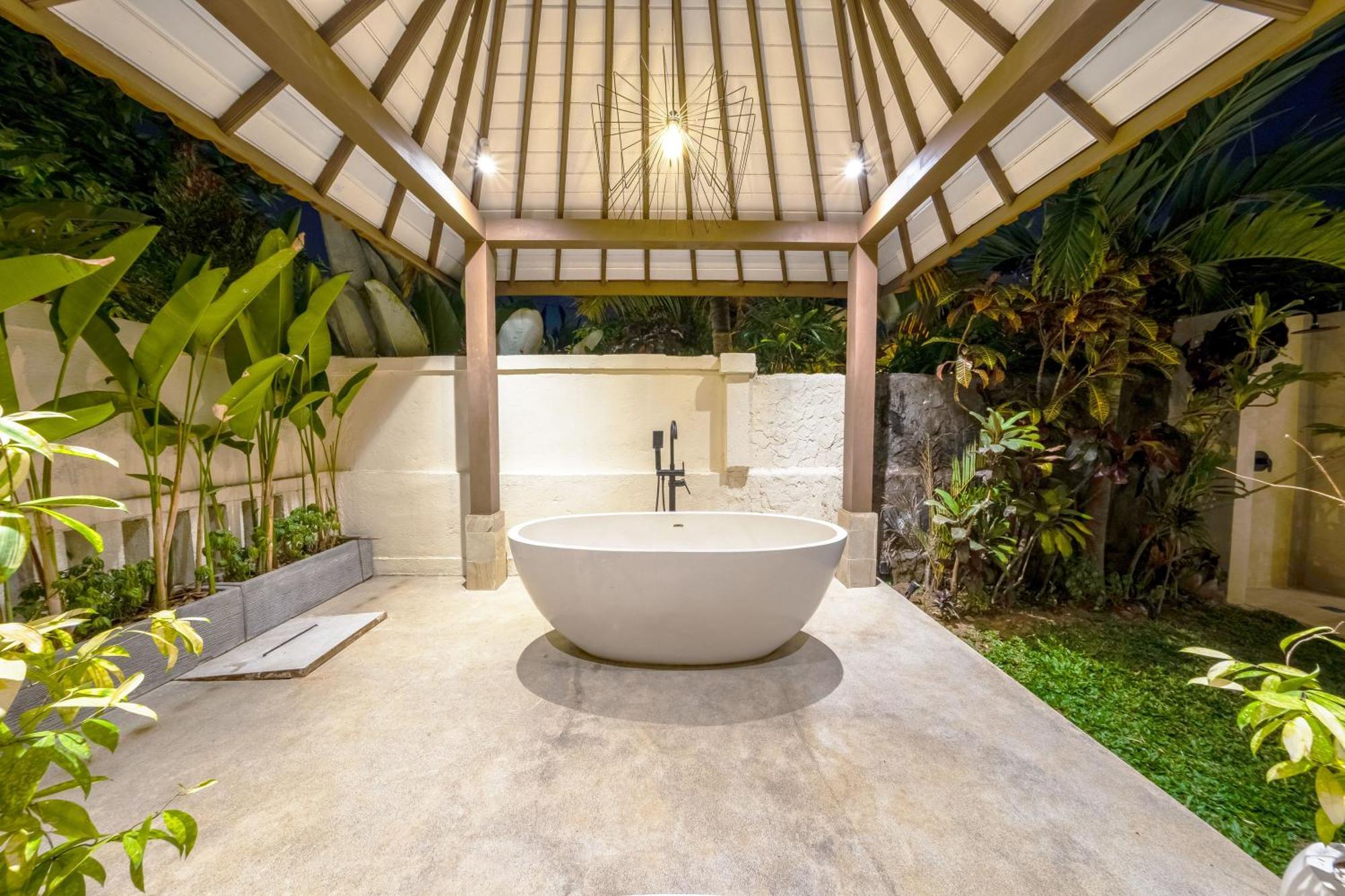Villa Nyaman By Evdekimi - Romantic Escape Among Rice Fields With Pool, Terrace - Long Extras